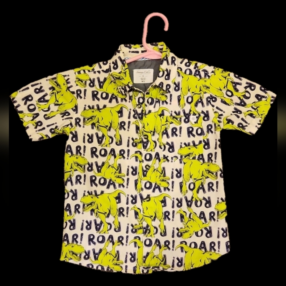 🌟2/$20🌟NWOT ❗️  Sovereign code boys dinosaurs shirt size 6 green white black